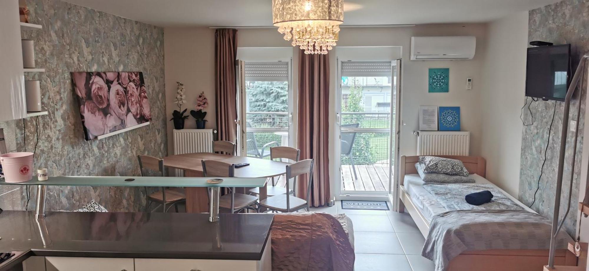 Zamardi Siraly Apartment Екстериор снимка