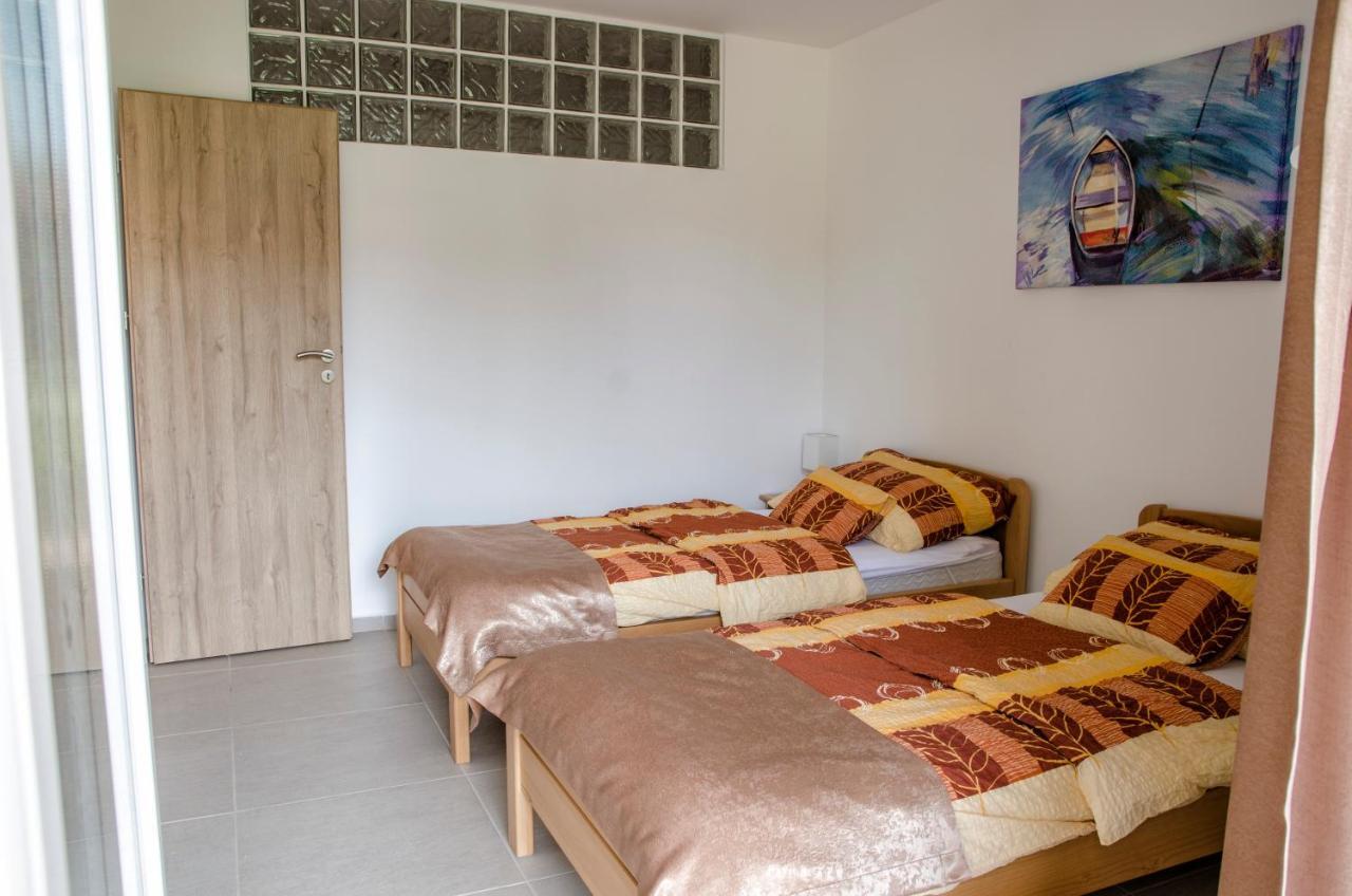 Zamardi Siraly Apartment Екстериор снимка